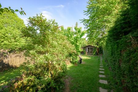 3 bedroom Semi-detached house for sale in Lenton Way, Frampton, PE20