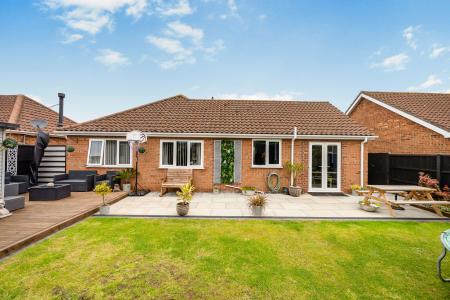 4 bedroom Detached bungalow for sale in Lucan Close, Sibsey, PE22