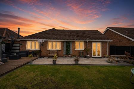 4 bedroom Detached bungalow for sale in Lucan Close, Sibsey, PE22