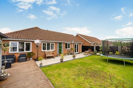 4 bedroom Detached bungalow for sale in Lucan Close, Sibsey, PE22