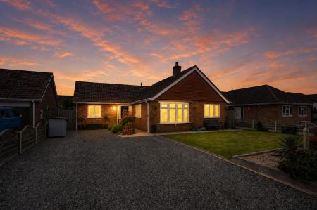 4 bedroom Detached bungalow for sale in Lucan Close, Sibsey, PE22