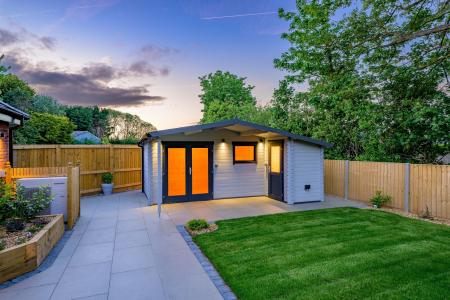 3 bedroom Detached bungalow for sale in Pinder Gate, Holme Road, PE20