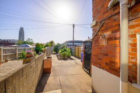 2 bedroom Terraced House for sale in James Street, Boston, PE21