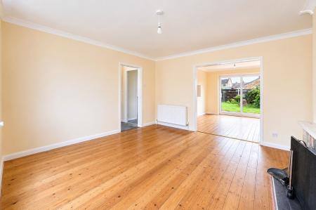 3 bedroom Semi-detached house for sale in Margaret Drive, Boston, PE21