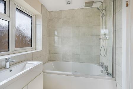 3 bedroom Semi-detached house for sale in Margaret Drive, Boston, PE21