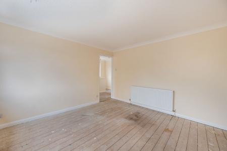 3 bedroom Semi-detached house for sale in Margaret Drive, Boston, PE21