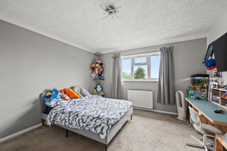4 bedroom Detached house for sale in Spilsby Road, New Leake, PE22