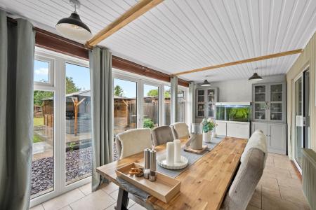 4 bedroom Detached house for sale in Spilsby Road, New Leake, PE22