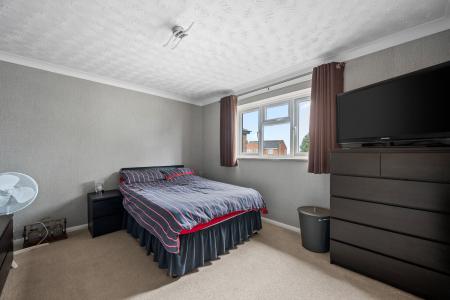 4 bedroom Detached house for sale in Spilsby Road, New Leake, PE22