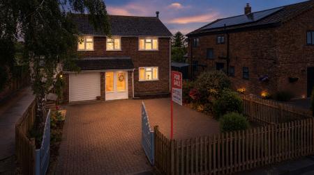 4 bedroom Detached house for sale in Spilsby Road, New Leake, PE22