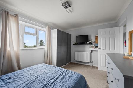 4 bedroom Detached house for sale in Spilsby Road, New Leake, PE22