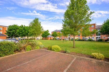 2 bedroom Flat for sale in Haven Village, Boston, PE21