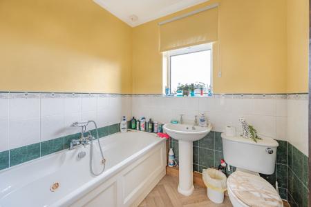 4 bedroom Semi-detached house for sale in Freiston Road, Boston, PE21