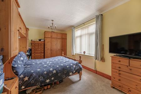 4 bedroom Semi-detached house for sale in Freiston Road, Boston, PE21