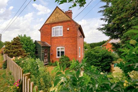 2 bedroom Detached house for sale in Station Road, Stickney, PE22