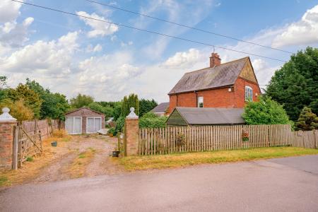 2 bedroom Detached house for sale in Station Road, Stickney, PE22