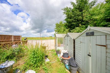 3 bedroom Semi-detached house for sale in East Heckington, Boston, PE20