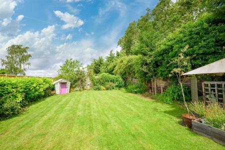 3 bedroom Semi-detached house for sale in East Heckington, Boston, PE20
