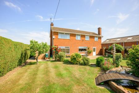 4 bedroom Detached house for sale in Fishtoft Road, Fishtoft, PE21