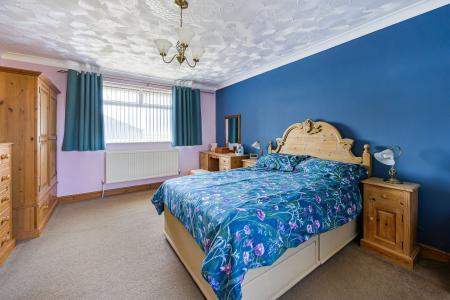 4 bedroom Detached house for sale in Fishtoft Road, Fishtoft, PE21