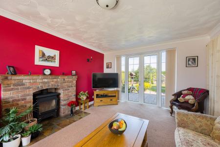 4 bedroom Detached house for sale in Fishtoft Road, Fishtoft, PE21