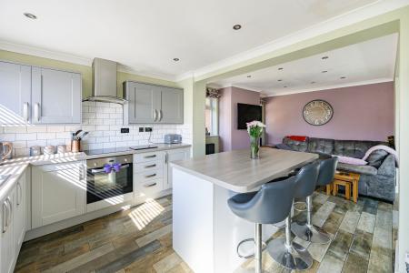 4 bedroom Detached house for sale in Woodville Road, Boston, PE21