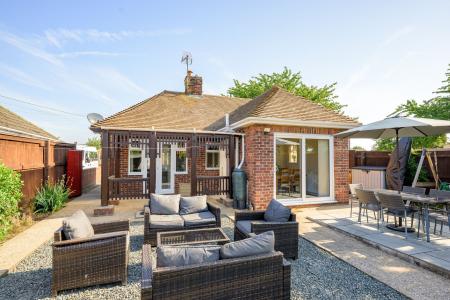 2 bedroom Detached bungalow for sale in Kingsway, Boston, PE21
