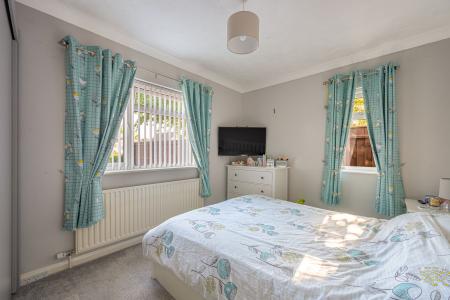 2 bedroom Detached bungalow for sale in Kingsway, Boston, PE21