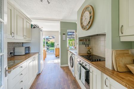 2 bedroom Detached bungalow for sale in Kingsway, Boston, PE21