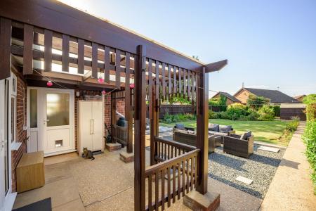 2 bedroom Detached bungalow for sale in Kingsway, Boston, PE21