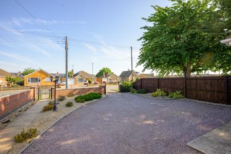 2 bedroom Detached bungalow for sale in Kingsway, Boston, PE21
