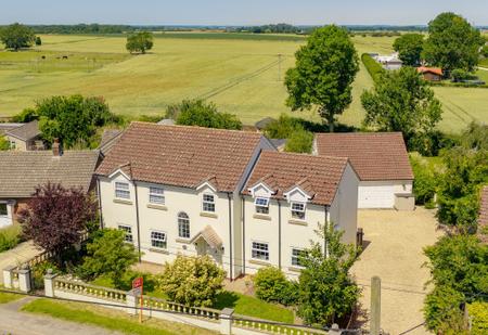 5 bedroom Detached house for sale in Antons Gowt, Boston, PE22