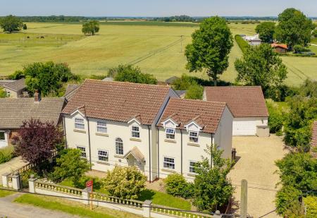 5 bedroom Detached house for sale in Antons Gowt, Boston, PE22