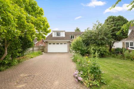 4 bedroom Detached house for sale in Woodville Road, Boston, PE21