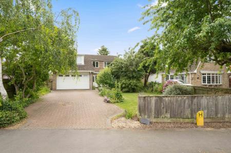 4 bedroom Detached house for sale in Woodville Road, Boston, PE21