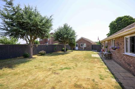 4 bedroom Detached bungalow for sale in Broadgate, Wrangle, PE22