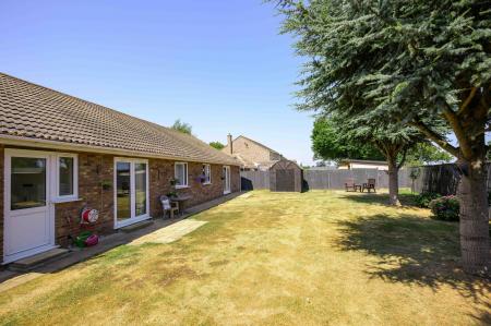 4 bedroom Detached bungalow for sale in Broadgate, Wrangle, PE22