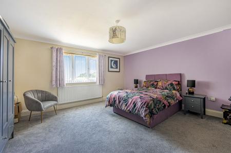 4 bedroom Detached bungalow for sale in Broadgate, Wrangle, PE22