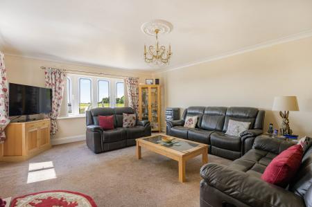 4 bedroom Detached bungalow for sale in Broadgate, Wrangle, PE22