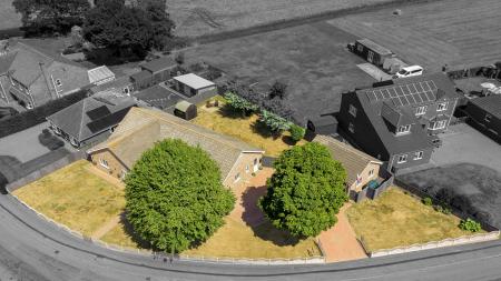 4 bedroom Detached bungalow for sale in Broadgate, Wrangle, PE22