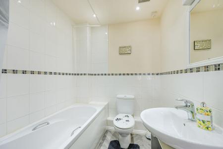 2 bedroom Flat for sale in Wyberton West Road, Boston, PE21