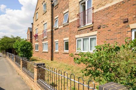 2 bedroom Flat for sale in Wyberton West Road, Boston, PE21