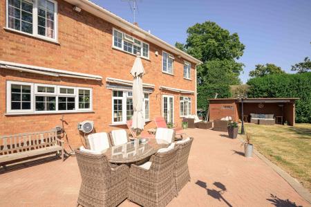 4 bedroom Detached house for sale in Meeres Lane, Kirton, PE20