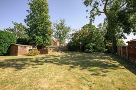 4 bedroom Detached house for sale in Meeres Lane, Kirton, PE20
