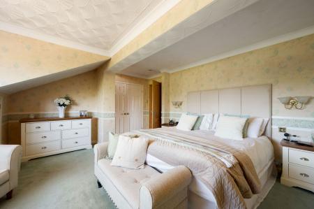 4 bedroom Detached house for sale in Meeres Lane, Kirton, PE20