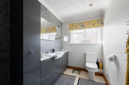 4 bedroom Detached house for sale in Meeres Lane, Kirton, PE20