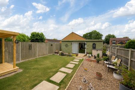 3 bedroom Semi-detached house for sale in Rochford Crescent, Boston, PE21