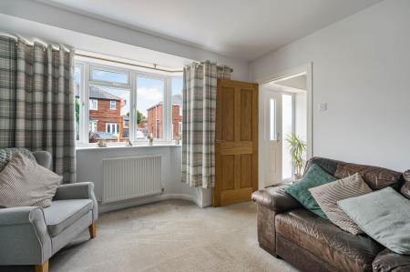 3 bedroom Semi-detached house for sale in Rochford Crescent, Boston, PE21