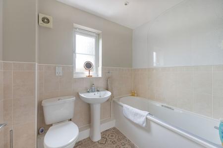 4 bedroom Detached house for sale in Thomas Middlecott Drive, Kirton, PE20