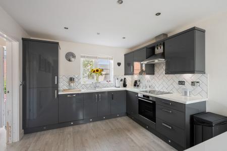 3 bedroom Semi-detached house for sale in Woodland Road, Kirton, PE20